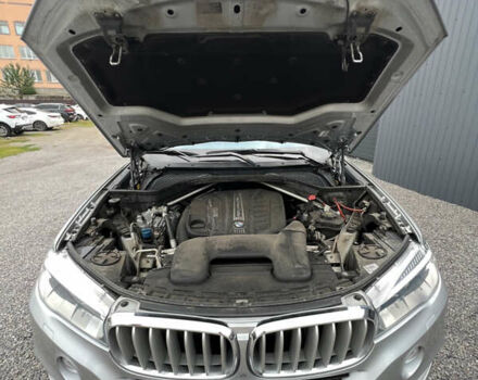 Серый БМВ Х5, объемом двигателя 2.99 л и пробегом 209 тыс. км за 31800 $, фото 2 на Automoto.ua
