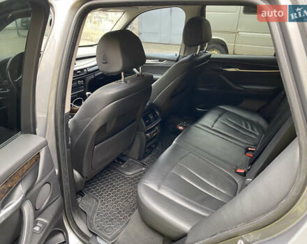 Сірий БМВ Х5, об'ємом двигуна 2.98 л та пробігом 171 тис. км за 26999 $, фото 10 на Automoto.ua