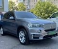 Серый БМВ Х5, объемом двигателя 2 л и пробегом 160 тыс. км за 24900 $, фото 1 на Automoto.ua