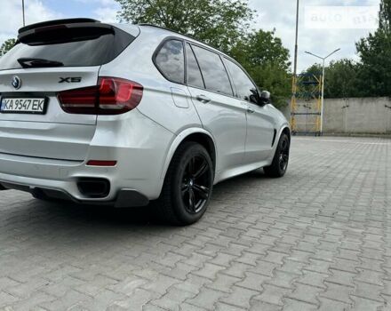 Сірий БМВ Х5, об'ємом двигуна 2 л та пробігом 179 тис. км за 28500 $, фото 11 на Automoto.ua