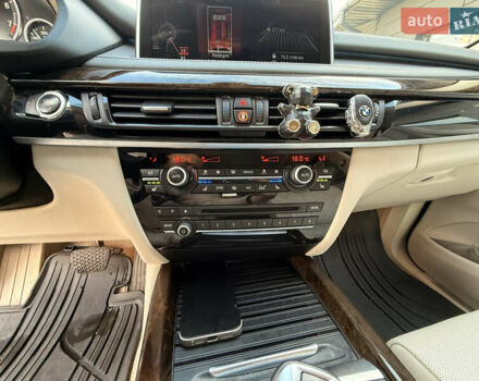 Серый БМВ Х5, объемом двигателя 2.98 л и пробегом 177 тыс. км за 25500 $, фото 17 на Automoto.ua