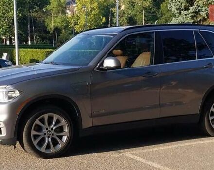 Серый БМВ Х5, объемом двигателя 2 л и пробегом 170 тыс. км за 23999 $, фото 7 на Automoto.ua