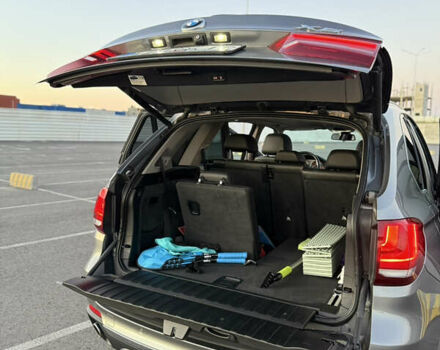 Сірий БМВ Х5, об'ємом двигуна 2.99 л та пробігом 213 тис. км за 26200 $, фото 13 на Automoto.ua