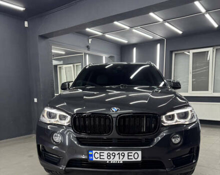 Серый БМВ Х5, объемом двигателя 2 л и пробегом 260 тыс. км за 23999 $, фото 2 на Automoto.ua