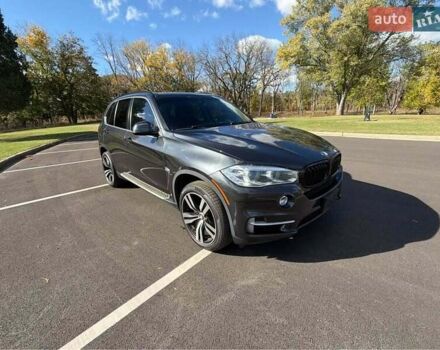 Серый БМВ Х5, объемом двигателя 2.98 л и пробегом 256 тыс. км за 25600 $, фото 4 на Automoto.ua