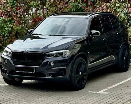 Серый БМВ Х5, объемом двигателя 2 л и пробегом 179 тыс. км за 25000 $, фото 2 на Automoto.ua