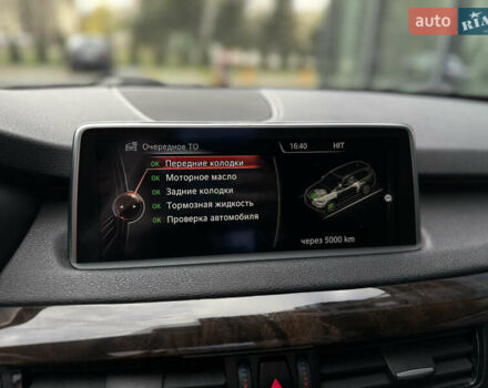 Сірий БМВ Х5, об'ємом двигуна 2.98 л та пробігом 159 тис. км за 22300 $, фото 33 на Automoto.ua