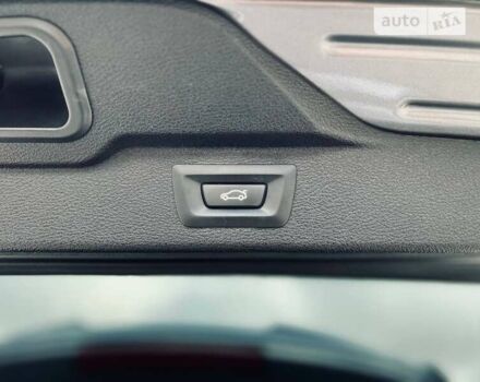 Сірий БМВ Х5, об'ємом двигуна 2 л та пробігом 218 тис. км за 20999 $, фото 19 на Automoto.ua