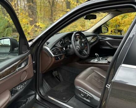 Серый БМВ Х5, объемом двигателя 2.98 л и пробегом 197 тыс. км за 24500 $, фото 5 на Automoto.ua