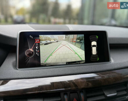 Сірий БМВ Х5, об'ємом двигуна 2.98 л та пробігом 159 тис. км за 22300 $, фото 29 на Automoto.ua