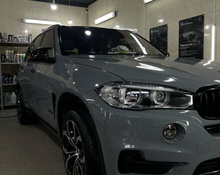 Сірий БМВ Х5, об'ємом двигуна 2.99 л та пробігом 278 тис. км за 30800 $, фото 58 на Automoto.ua