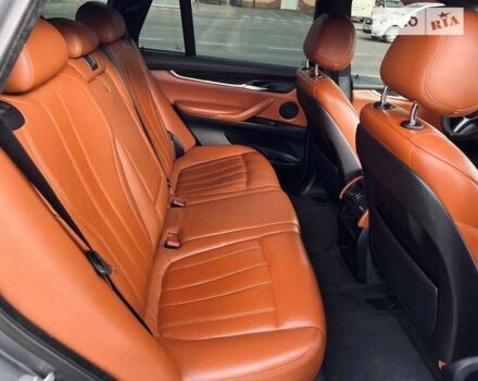 Сірий БМВ Х5, об'ємом двигуна 2 л та пробігом 218 тис. км за 20999 $, фото 13 на Automoto.ua