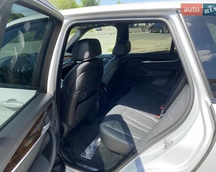 Серый БМВ Х5, объемом двигателя 3 л и пробегом 269 тыс. км за 35500 $, фото 10 на Automoto.ua