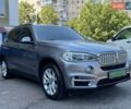 Сірий БМВ Х5, об'ємом двигуна 2 л та пробігом 160 тис. км за 26900 $, фото 1 на Automoto.ua