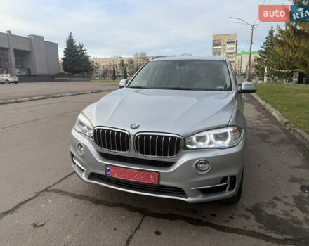 Сірий БМВ Х5, об'ємом двигуна 3 л та пробігом 246 тис. км за 23999 $, фото 4 на Automoto.ua