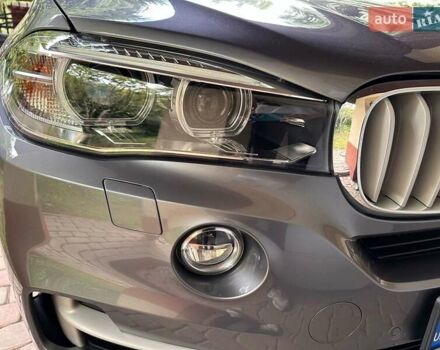 Сірий БМВ Х5, об'ємом двигуна 2 л та пробігом 235 тис. км за 23000 $, фото 19 на Automoto.ua
