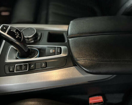 Сірий БМВ Х5, об'ємом двигуна 2.99 л та пробігом 140 тис. км за 38999 $, фото 12 на Automoto.ua