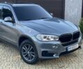 Сірий БМВ Х5, об'ємом двигуна 3 л та пробігом 181 тис. км за 18900 $, фото 1 на Automoto.ua