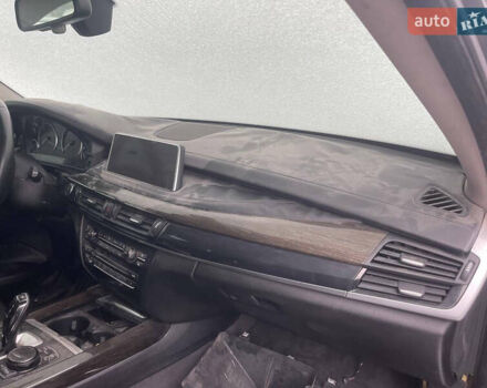 Серый БМВ Х5, объемом двигателя 4.4 л и пробегом 88 тыс. км за 19000 $, фото 5 на Automoto.ua
