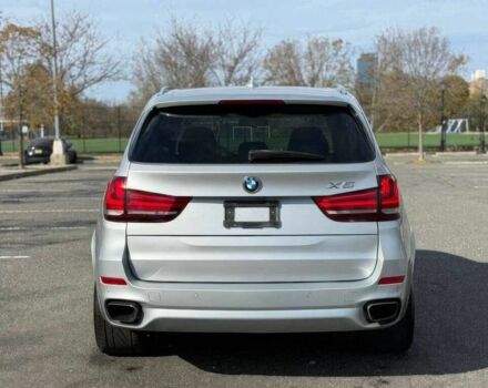Серый БМВ Х5, объемом двигателя 3 л и пробегом 80 тыс. км за 13000 $, фото 4 на Automoto.ua