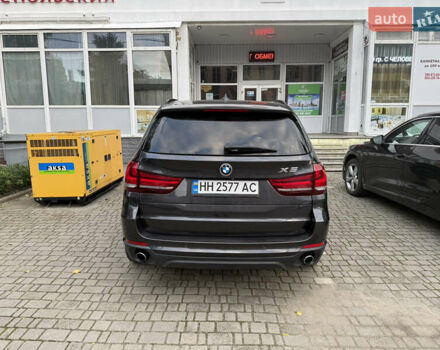 Серый БМВ Х5, объемом двигателя 3 л и пробегом 138 тыс. км за 23000 $, фото 2 на Automoto.ua