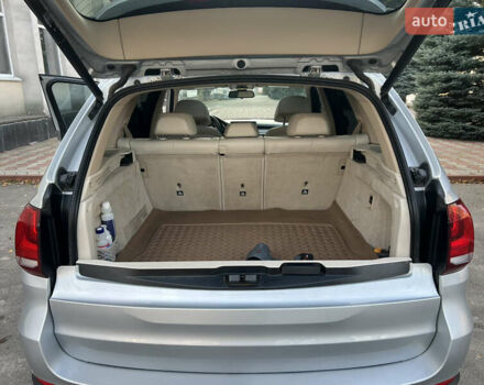 Серый БМВ Х5, объемом двигателя 2 л и пробегом 85 тыс. км за 29500 $, фото 21 на Automoto.ua