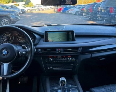 Серый БМВ Х5, объемом двигателя 3 л и пробегом 77 тыс. км за 8000 $, фото 7 на Automoto.ua