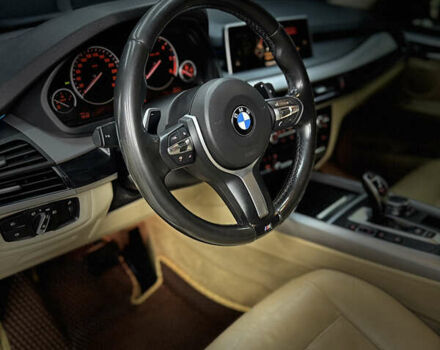 Серый БМВ Х5, объемом двигателя 2 л и пробегом 260 тыс. км за 23999 $, фото 14 на Automoto.ua