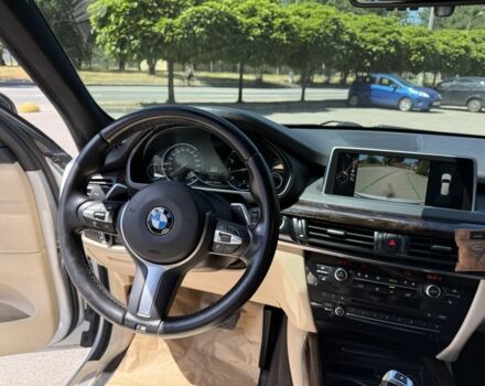 Серый БМВ Х5, объемом двигателя 3 л и пробегом 158 тыс. км за 21900 $, фото 17 на Automoto.ua