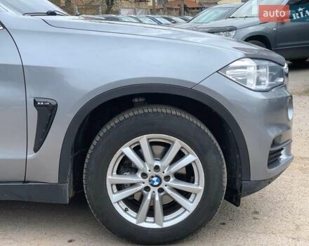 Серый БМВ Х5, объемом двигателя 2 л и пробегом 206 тыс. км за 26890 $, фото 14 на Automoto.ua
