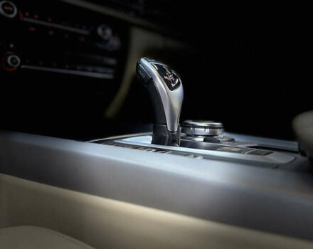 Серый БМВ Х5, объемом двигателя 2 л и пробегом 260 тыс. км за 23999 $, фото 16 на Automoto.ua