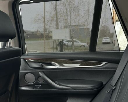 Серый БМВ Х5, объемом двигателя 3 л и пробегом 260 тыс. км за 30999 $, фото 3 на Automoto.ua