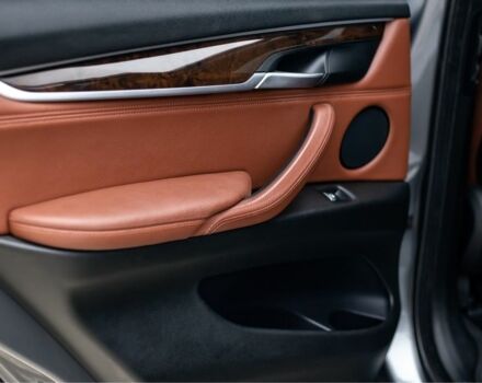 Серый БМВ Х5, объемом двигателя 2 л и пробегом 66 тыс. км за 34500 $, фото 6 на Automoto.ua
