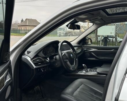 Серый БМВ Х5, объемом двигателя 3 л и пробегом 260 тыс. км за 30999 $, фото 4 на Automoto.ua