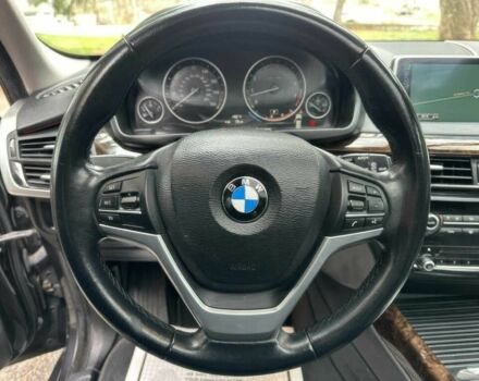 Серый БМВ Х5, объемом двигателя 3 л и пробегом 72 тыс. км за 8100 $, фото 6 на Automoto.ua