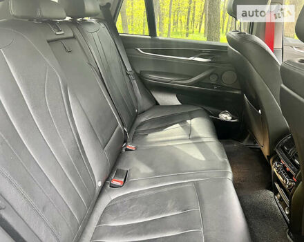 Серый БМВ Х5, объемом двигателя 3 л и пробегом 93 тыс. км за 34000 $, фото 8 на Automoto.ua