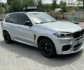 Сірий БМВ Х5, об'ємом двигуна 2 л та пробігом 179 тис. км за 28500 $, фото 23 на Automoto.ua