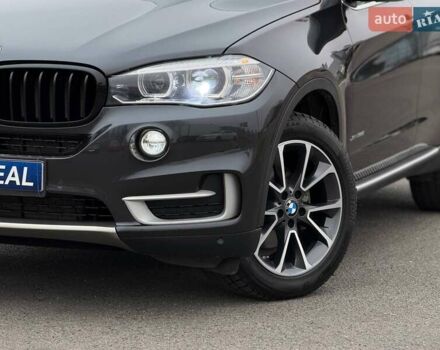 Серый БМВ Х5, объемом двигателя 2.98 л и пробегом 148 тыс. км за 25000 $, фото 4 на Automoto.ua
