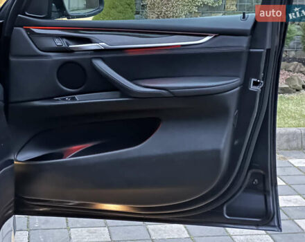 Серый БМВ Х5, объемом двигателя 3 л и пробегом 198 тыс. км за 25999 $, фото 93 на Automoto.ua