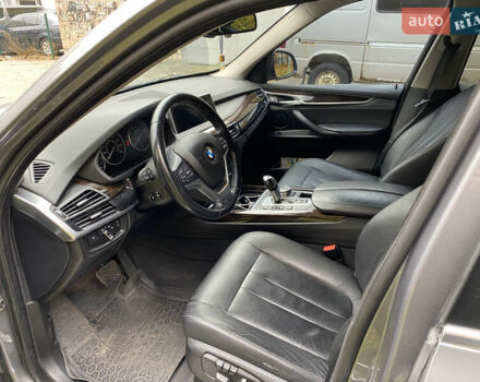Сірий БМВ Х5, об'ємом двигуна 2.98 л та пробігом 171 тис. км за 26999 $, фото 9 на Automoto.ua
