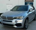 Серый БМВ Х5, объемом двигателя 4.4 л и пробегом 79 тыс. км за 9800 $, фото 2 на Automoto.ua