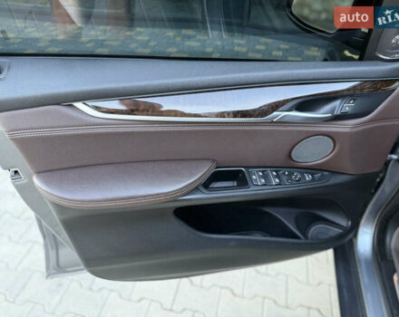 Серый БМВ Х5, объемом двигателя 3 л и пробегом 153 тыс. км за 24800 $, фото 25 на Automoto.ua