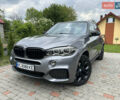 Серый БМВ Х5, объемом двигателя 3 л и пробегом 179 тыс. км за 27000 $, фото 1 на Automoto.ua