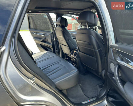 Сірий БМВ Х5, об'ємом двигуна 2 л та пробігом 136 тис. км за 31000 $, фото 28 на Automoto.ua