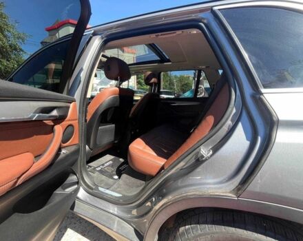 Сірий БМВ Х5, об'ємом двигуна 2 л та пробігом 49 тис. км за 24000 $, фото 8 на Automoto.ua