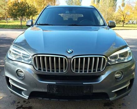Серый БМВ Х5, объемом двигателя 2 л и пробегом 177 тыс. км за 19900 $, фото 4 на Automoto.ua