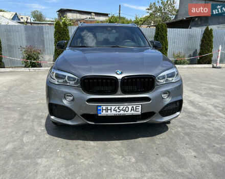 Сірий БМВ Х5, об'ємом двигуна 2 л та пробігом 136 тис. км за 31000 $, фото 1 на Automoto.ua