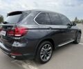 Серый БМВ Х5, объемом двигателя 3 л и пробегом 187 тыс. км за 21500 $, фото 6 на Automoto.ua