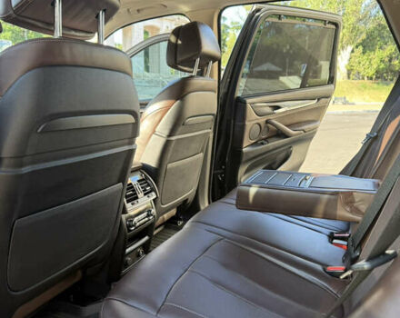 Серый БМВ Х5, объемом двигателя 2 л и пробегом 112 тыс. км за 35000 $, фото 16 на Automoto.ua