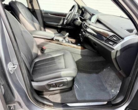 Серый БМВ Х5, объемом двигателя 3 л и пробегом 73 тыс. км за 6800 $, фото 9 на Automoto.ua